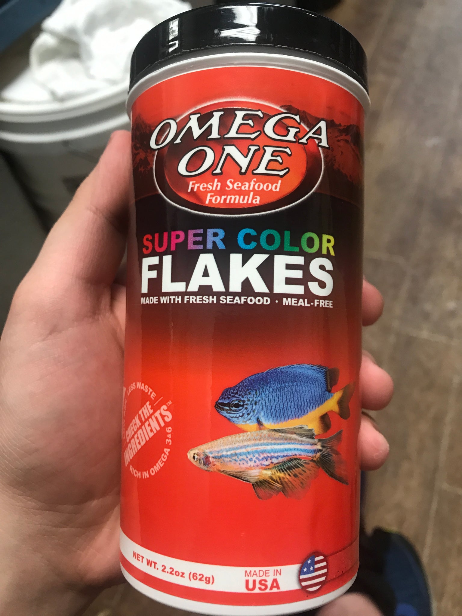 Omega One Super Color Flakes AGE OF AQUARIUMS LIVE FISH AND PLANTS